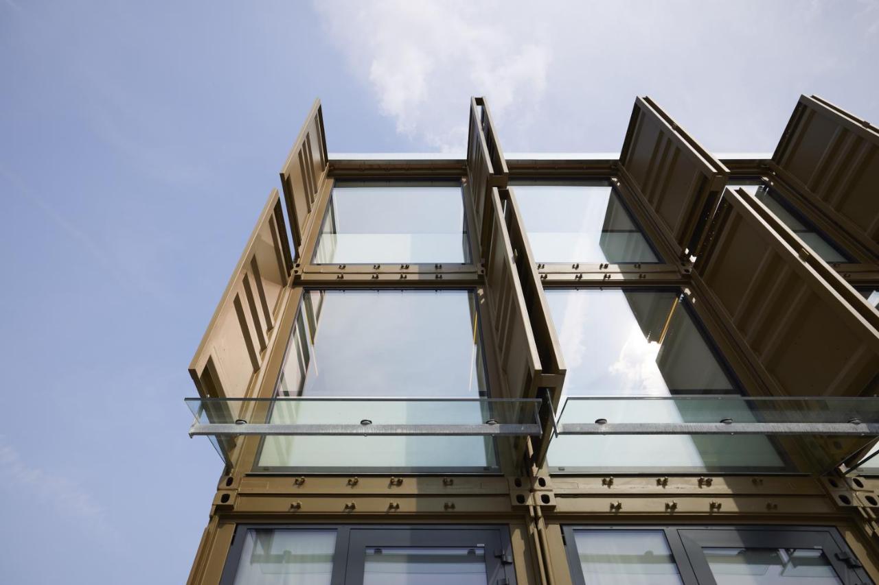 Tin Inn Montabaur L Einfach Gut - Das Hotel Aus Hochwertig Ausgebauten Ueberseecontainern Екстериор снимка